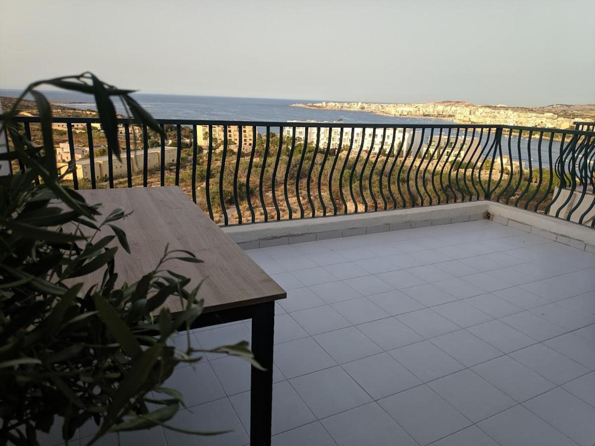 Gaia Penthouse Sea And Country Views Home Σεντ Πόλς Μπέι Εξωτερικό φωτογραφία